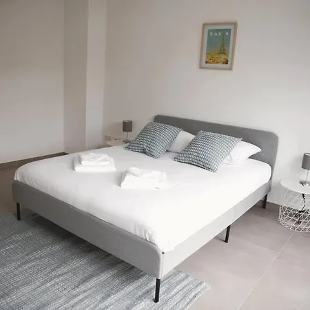 Beautiful 4br House With Jacuzzi Holiday home Sandweiler