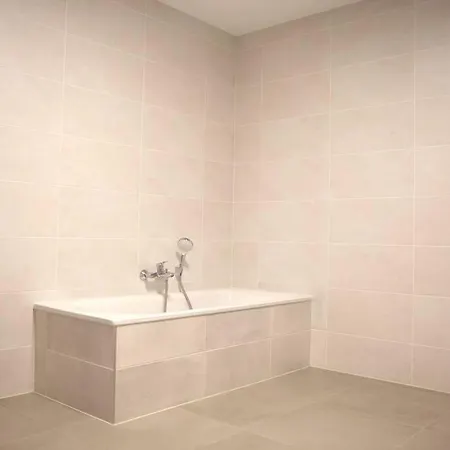 Beautiful 4br House With Jacuzzi Holiday home Sandweiler
