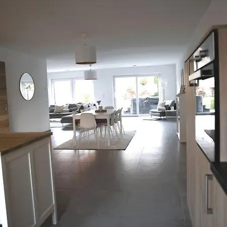 Beautiful 4br House With Jacuzzi Sandweiler